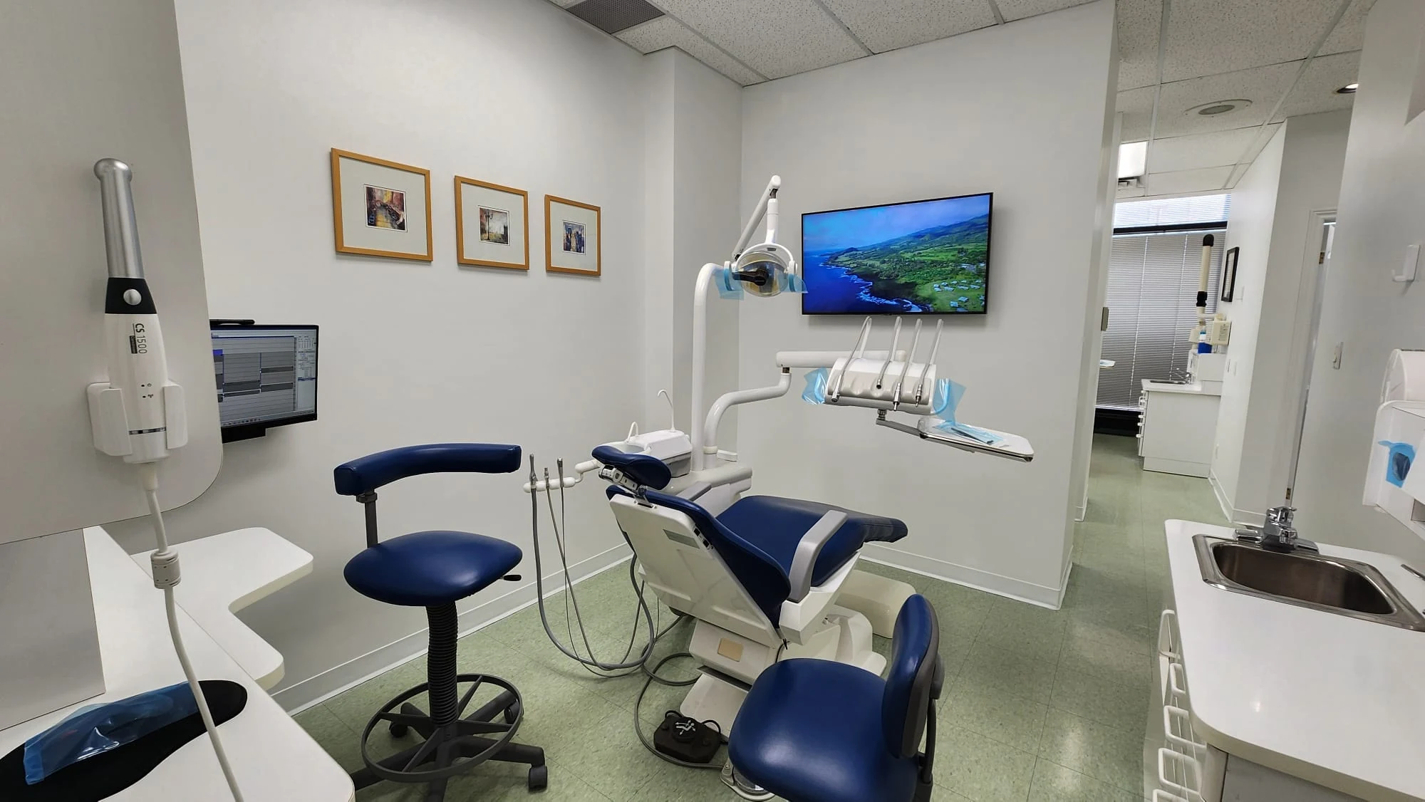 Sundent Etobicoke team and clinic interior